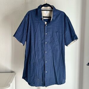 3/$30⚡️Craft + Flow Navy + Tan Geo Print Stretch Short Sleeve Button Shirt, XXL